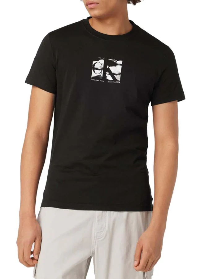 CAMISETA CALVIN KLEIN SMALL BOX LOGO HOMBRE