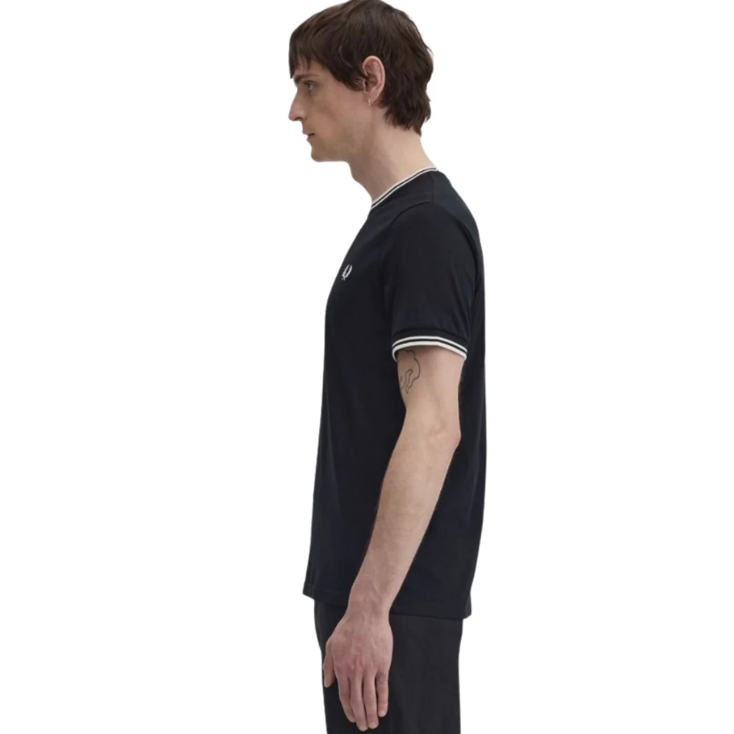 CAMISETA FRED PERRY TWIN TIPPED HOMBRE - Image 2