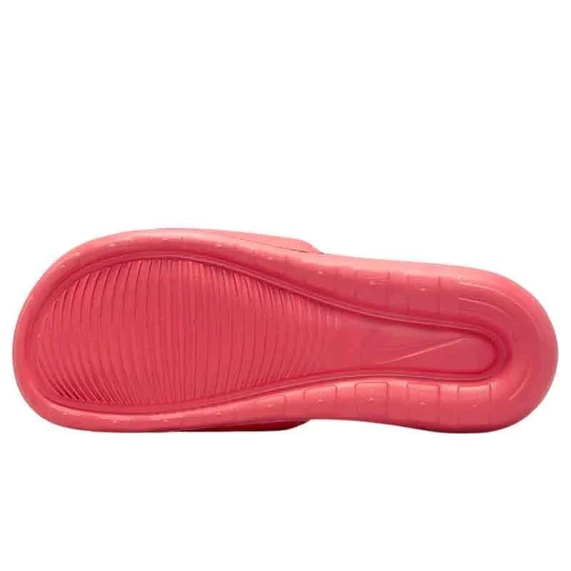CHANCLA VICTORI NIKE MUJER - Image 3