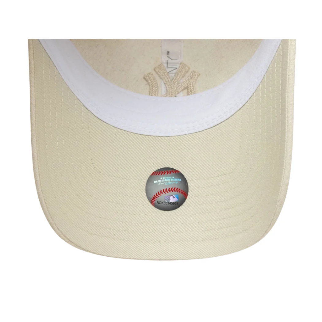GORRA NEW ERA NEW YORK YANKEES MUJER - Image 3