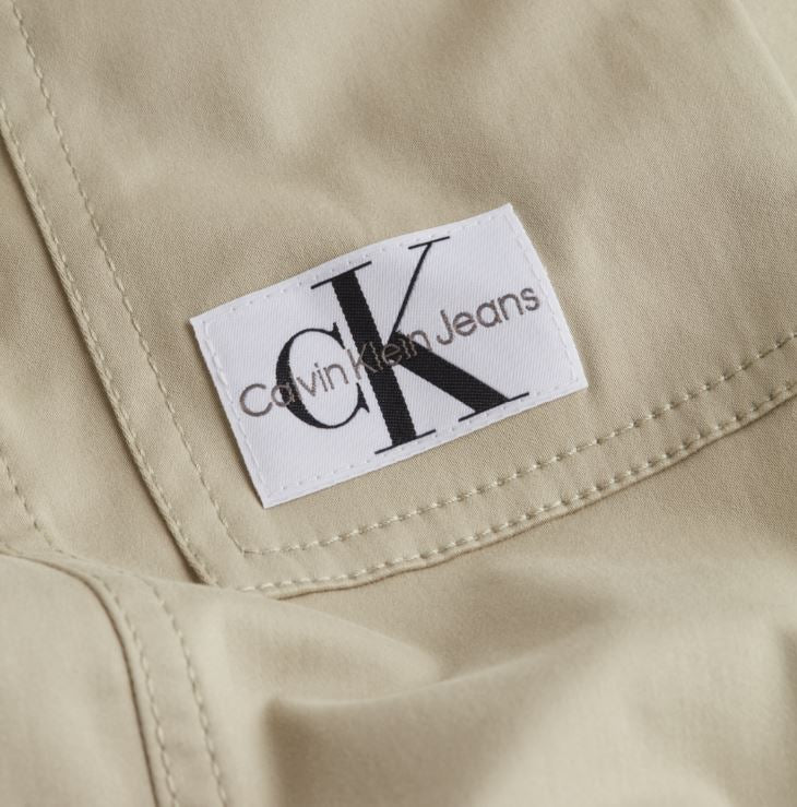 PANTALON BADGE HR CALVIN KLEIN MUJER - Image 3