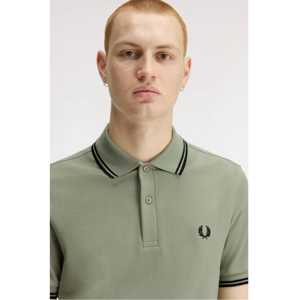 POLO FRED PERRY TWIN TIPPED  HOMBRE - Image 3