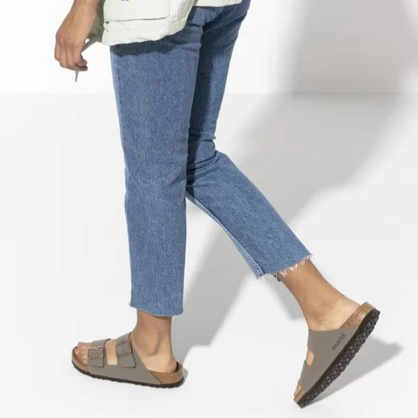ZAPATO BIRKENSTOCK ARIZONA BF NUBUCK STONE - Image 4
